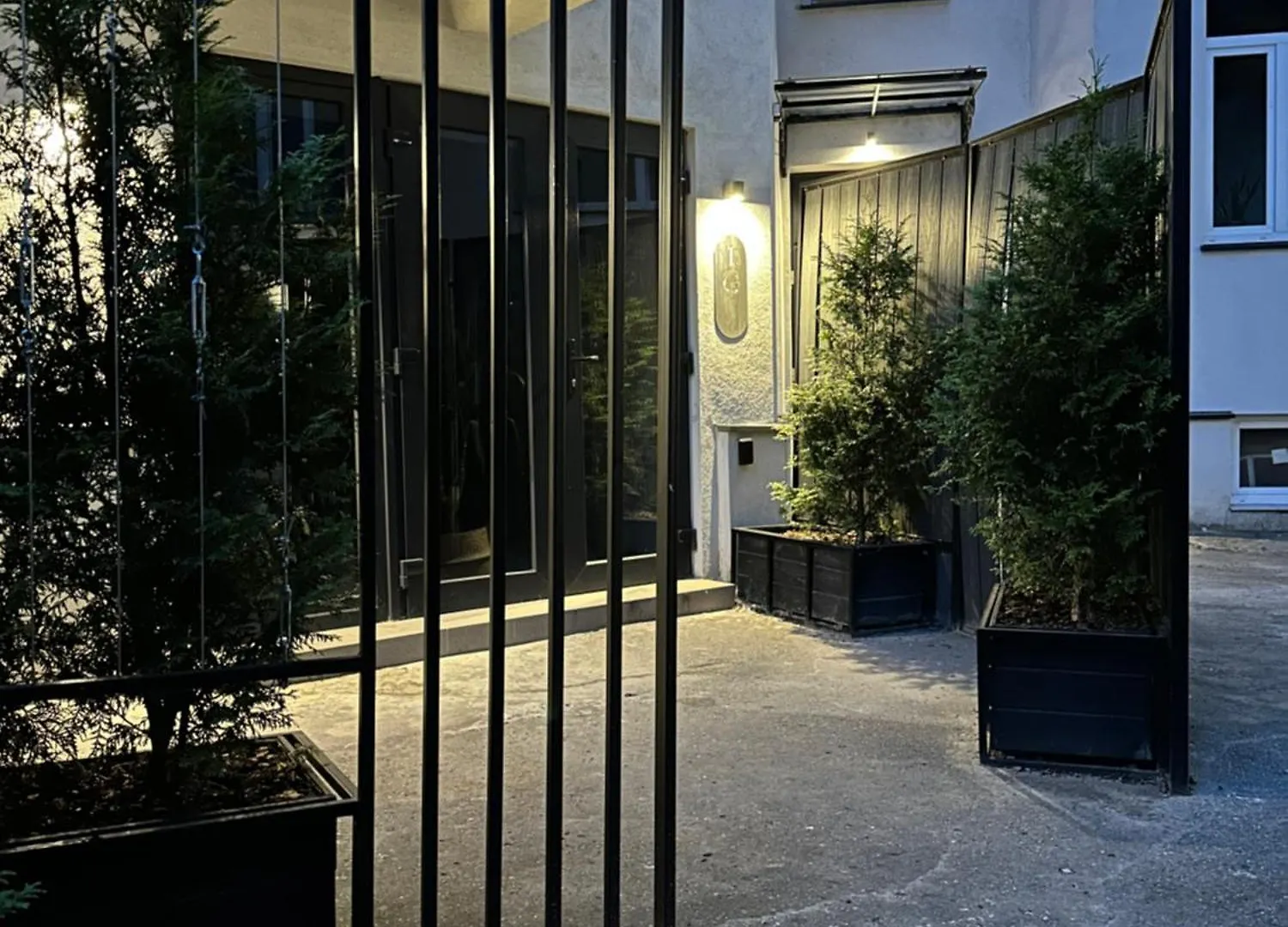 City Garage Apartment - Lwowska 9 Warsaw